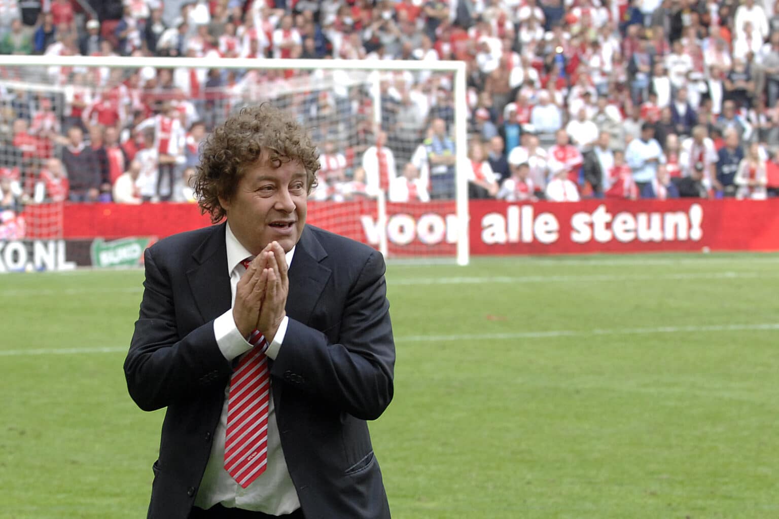 15-05-2011 VOETBAL: EREDIVISIE: AJAX - FC TWENTE: AMSTERDAM
Een ontroerde David EndtFoto: Henk Seppen