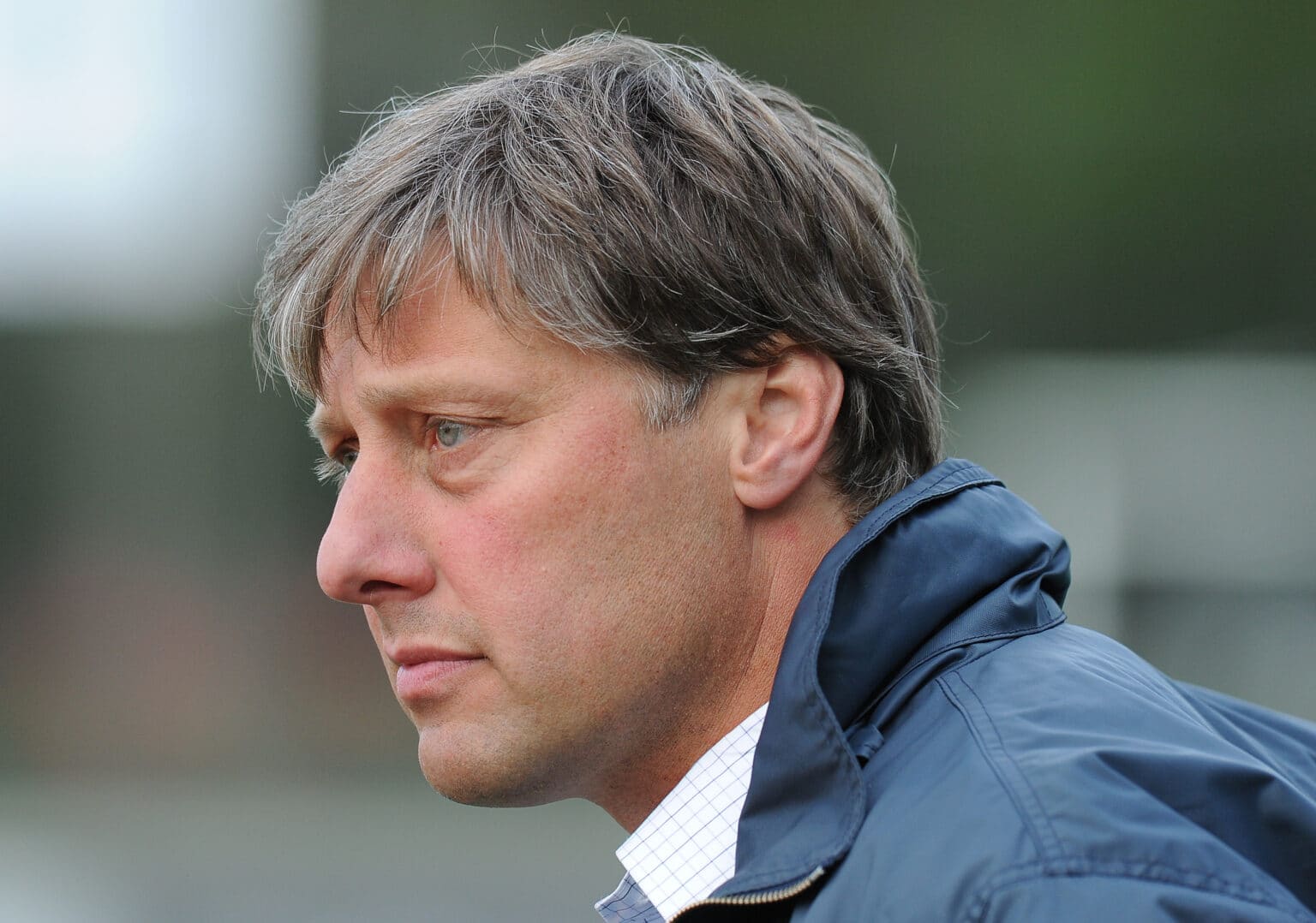 09-05-2012 : HOCKEY : RABO HOOFDKLASSE HEREN 1E SERIE PLAY-OFFS 2011-2012 : BLOEMENDAAL - ROTTERDAM : BLOEMENDAAL
Bloemendaal interim-coach Floris Jan Bovelander.
Foto : Ben Haeck