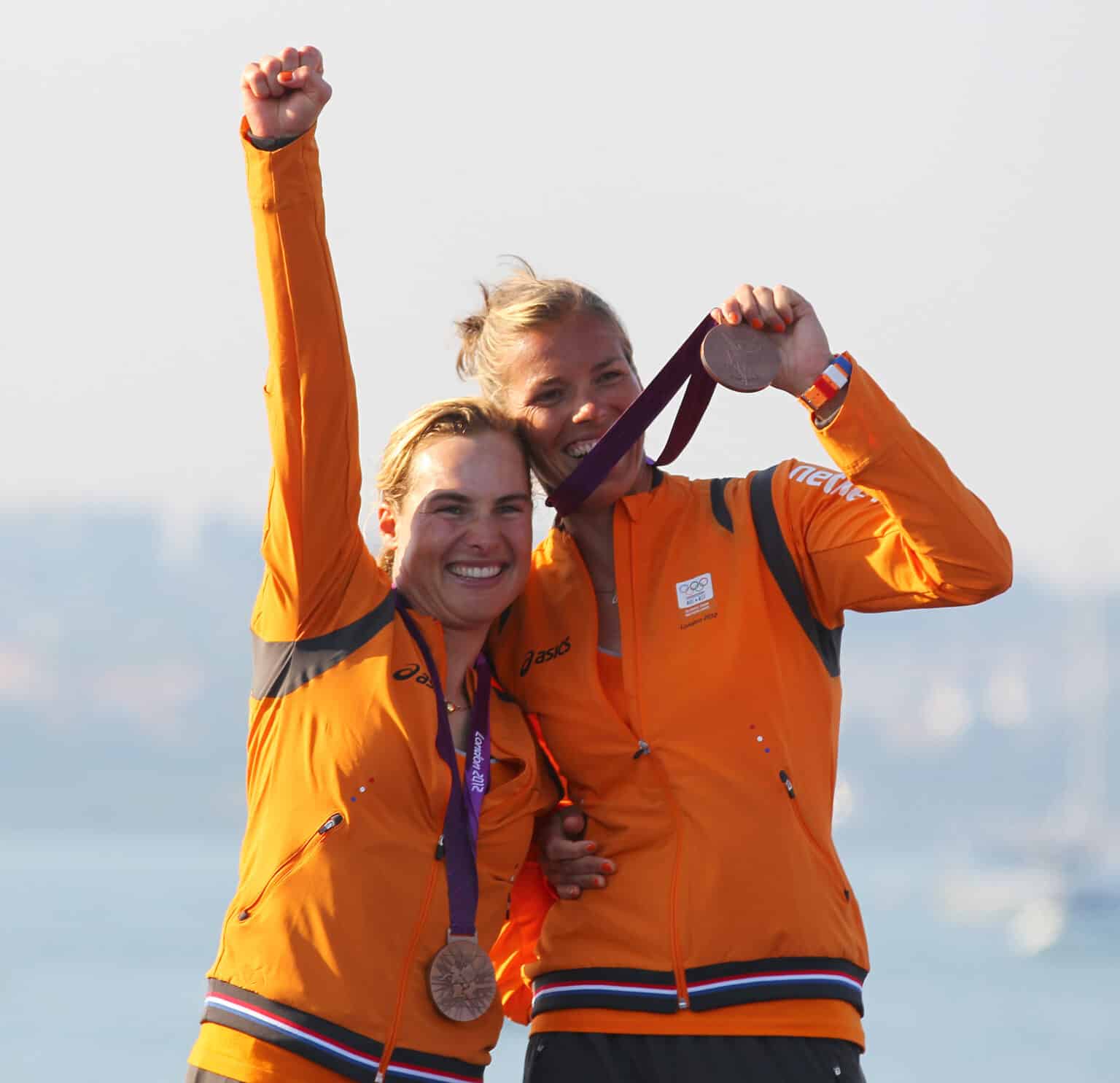 Lisa Westerhof and Lobke Berkhout at the Olympic Games 2012 in Weymouth, United Kingdom.Fotograaf: Richard Langdon, Ocean Images. FotoÕs worden u aangeboden door het Watersportverbond en zijn rechtenvrij voor redactioneel gebruik. Naamsvermelding van fotograaf is verplicht.