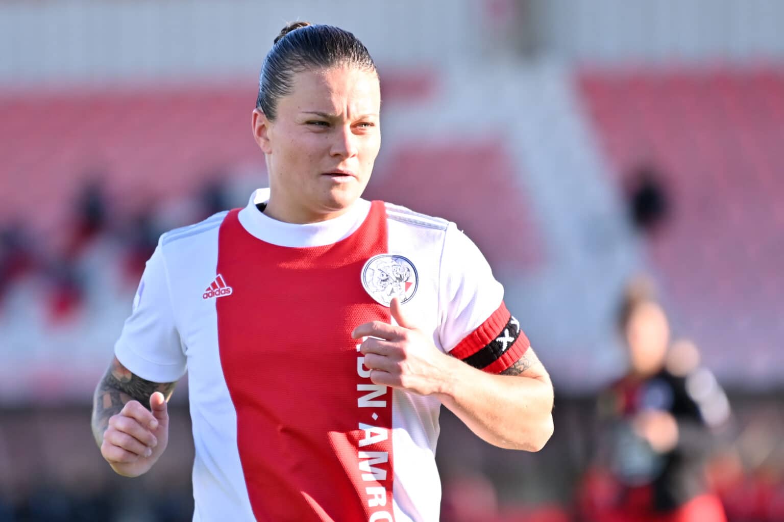 DUIVENDRECHT, NETHERLANDS - NOVEMBER 21: Sherida Spitse of Ajax during the Women's Pure Energie Eredivisie match between Ajax and SBV Excelsior at the Sportcomplex de Toekomst on November 21, 2021 in Duivendrecht, Netherlands (Photo by Patrick Goosen/Orange Pictures)