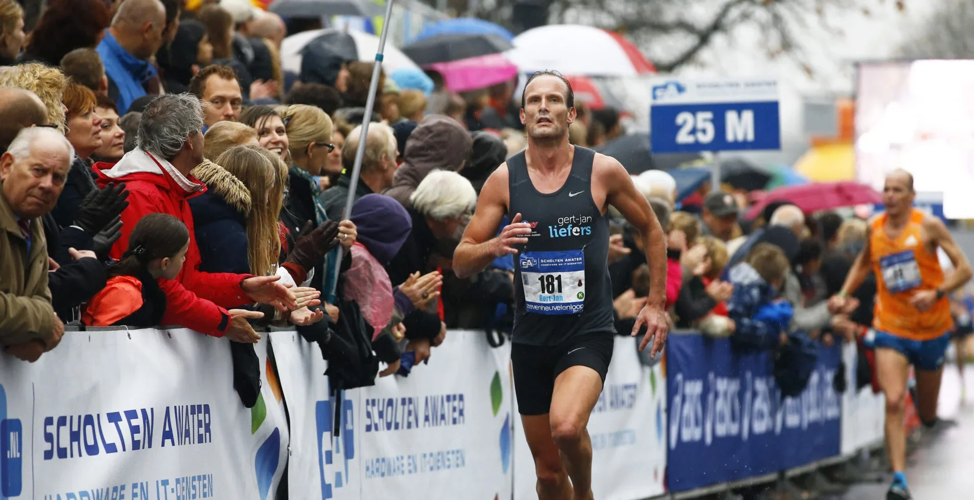 Gert-Jan Liefers tijdens hardloopwedstrijd