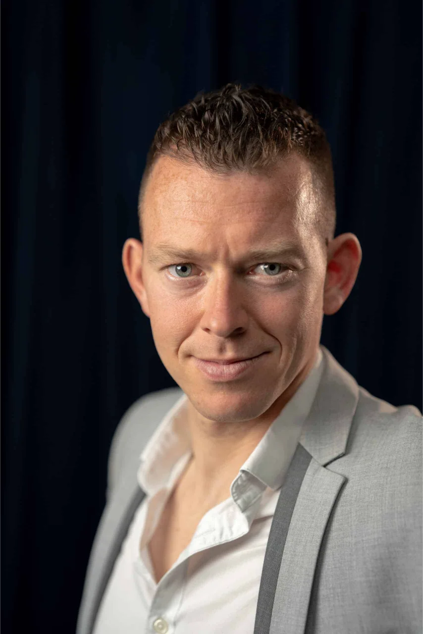 Allard Lindhout in het theater