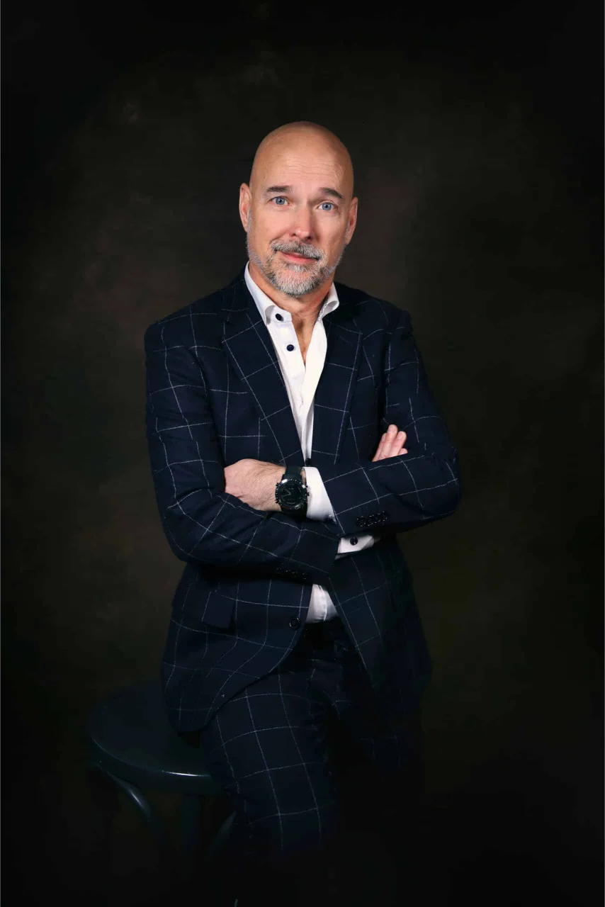 Rob Kamphues in theater